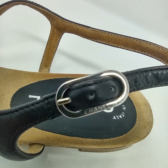 Chanel Size 39 thong sandals CC logo black leather flat Monogram - Picture 7 of 13